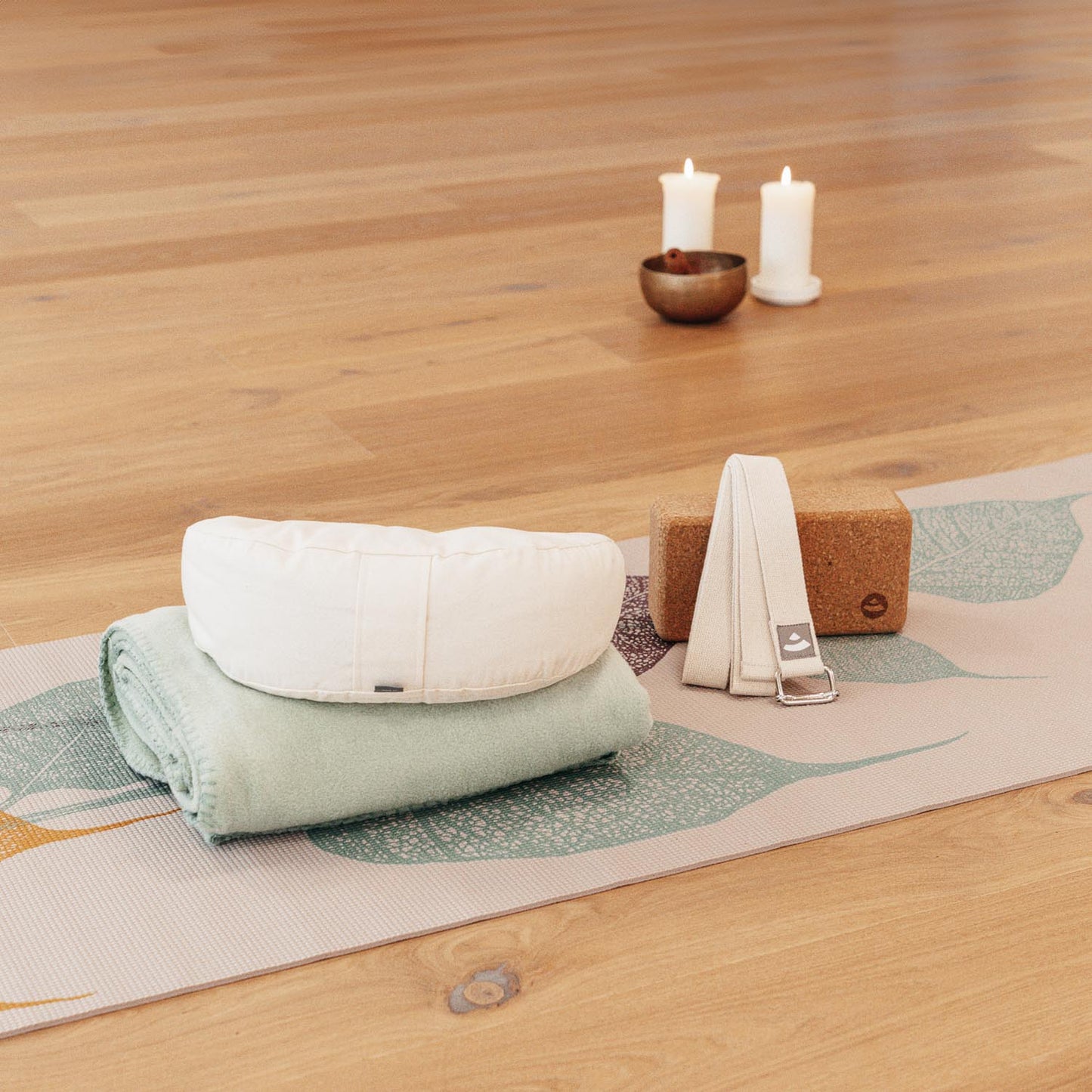 Tree Leaf and Leaves Pattern Yoga Mats - Leela Collection