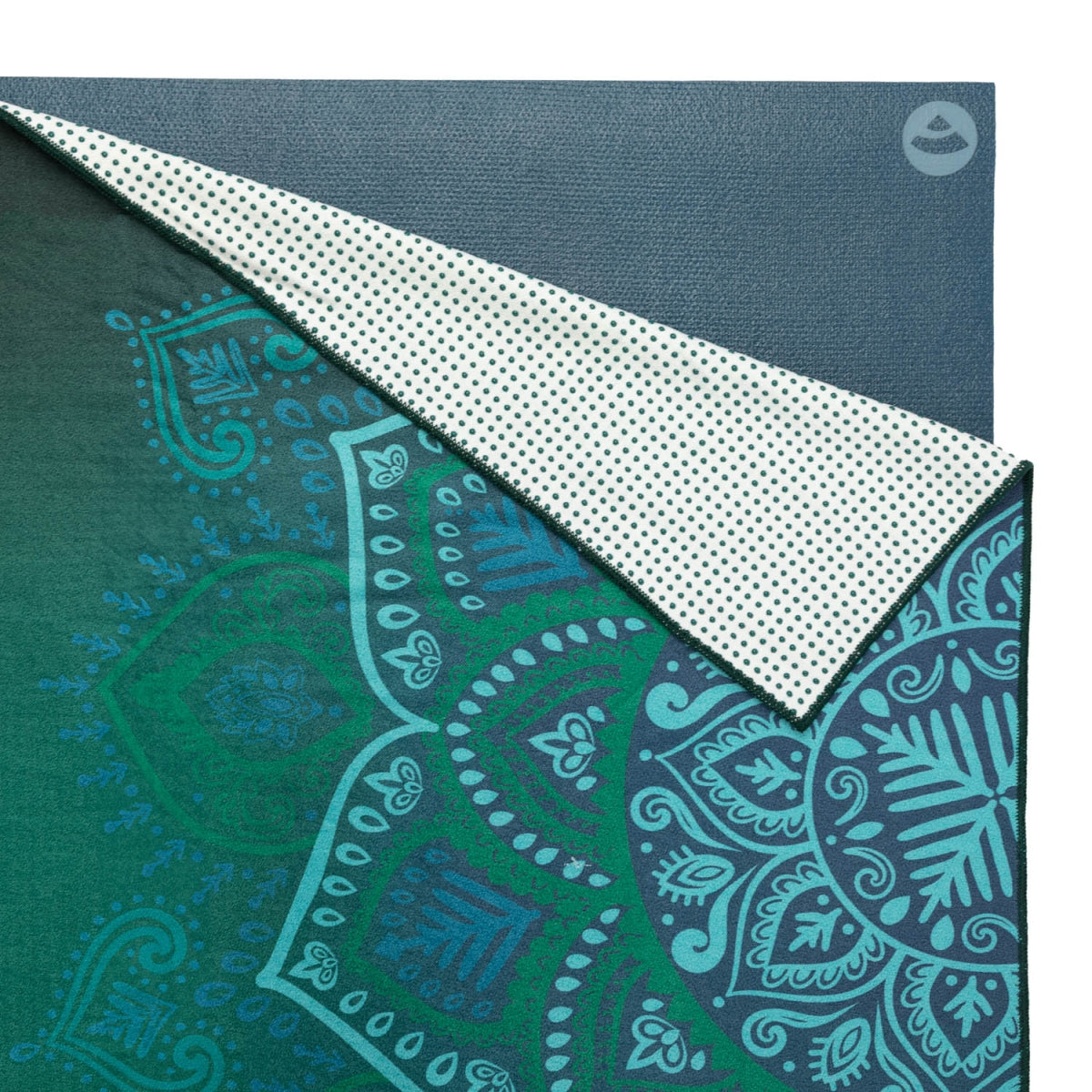 Hot Yoga Grip Towel² with anti-slip Silicone Dots | Green Mandalas print design