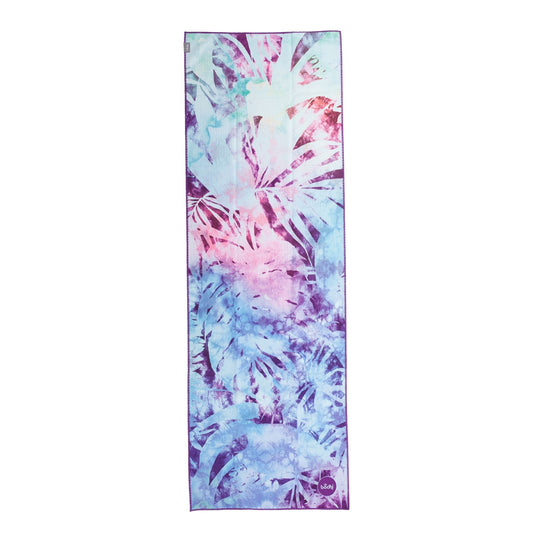 Hot Yoga Grip Towel² with anti-slip Silicone Dots | Arctic Leaves print design